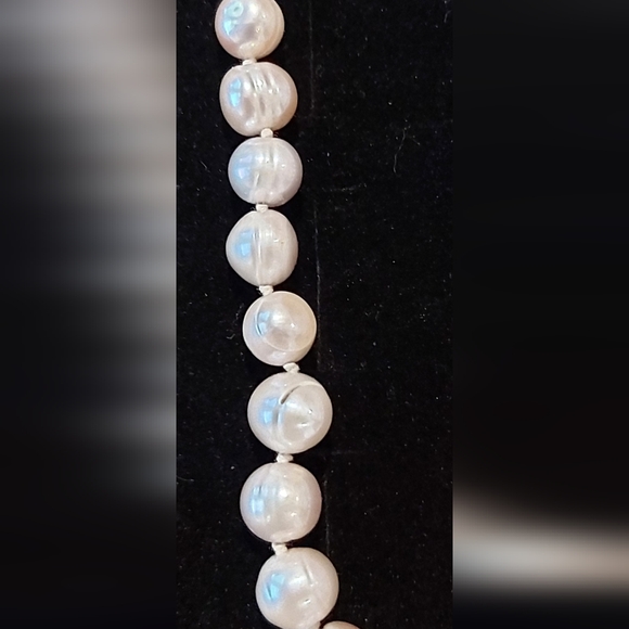 17" Semi-Baroque Circled Freshwater Pearl Necklace 9mm-10mm - Picture 2 of 5